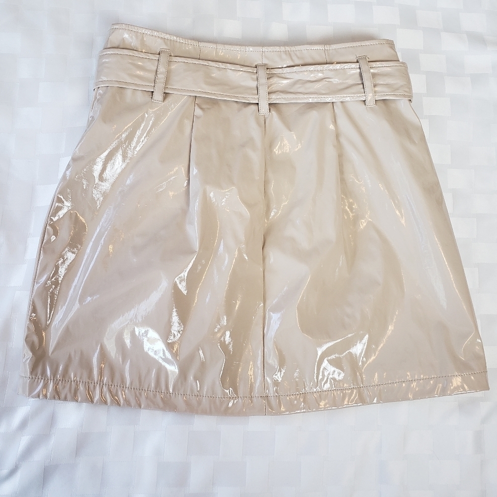 Forever 21 Faux Leather Wide Belt Cream Color Skirt Size M - Picture 2 of 6